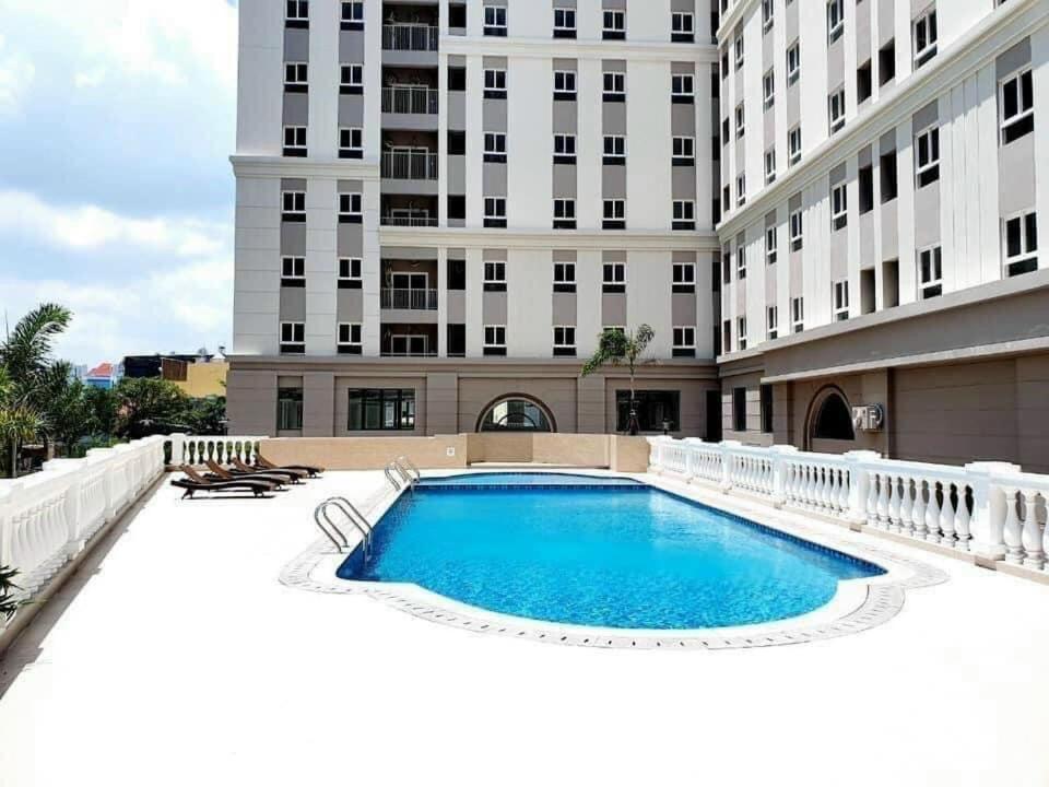 הו צ'י מין סיטי Can Ho Cao Cap Imperial Place מראה חיצוני תמונה
